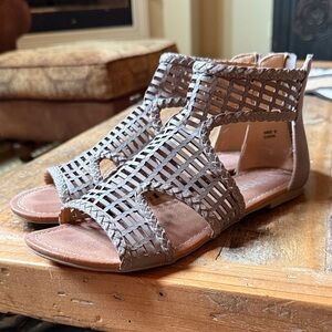 Stylish Gray Women's Sandals